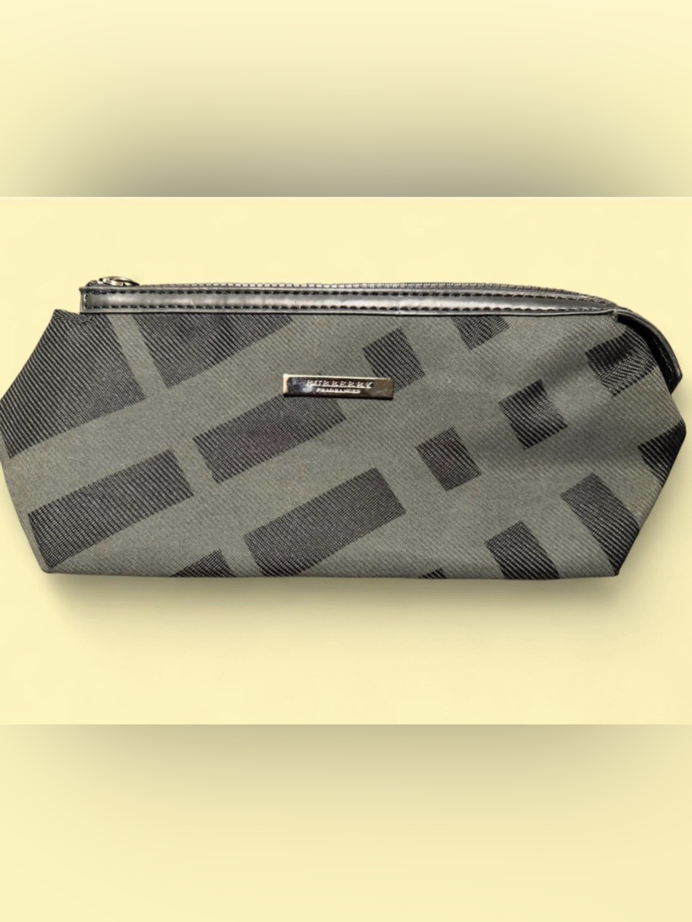 Burberry Gray Patterned Men's Toiletry Zip Pouch